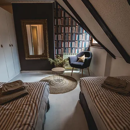 Wanderlust Apartman *